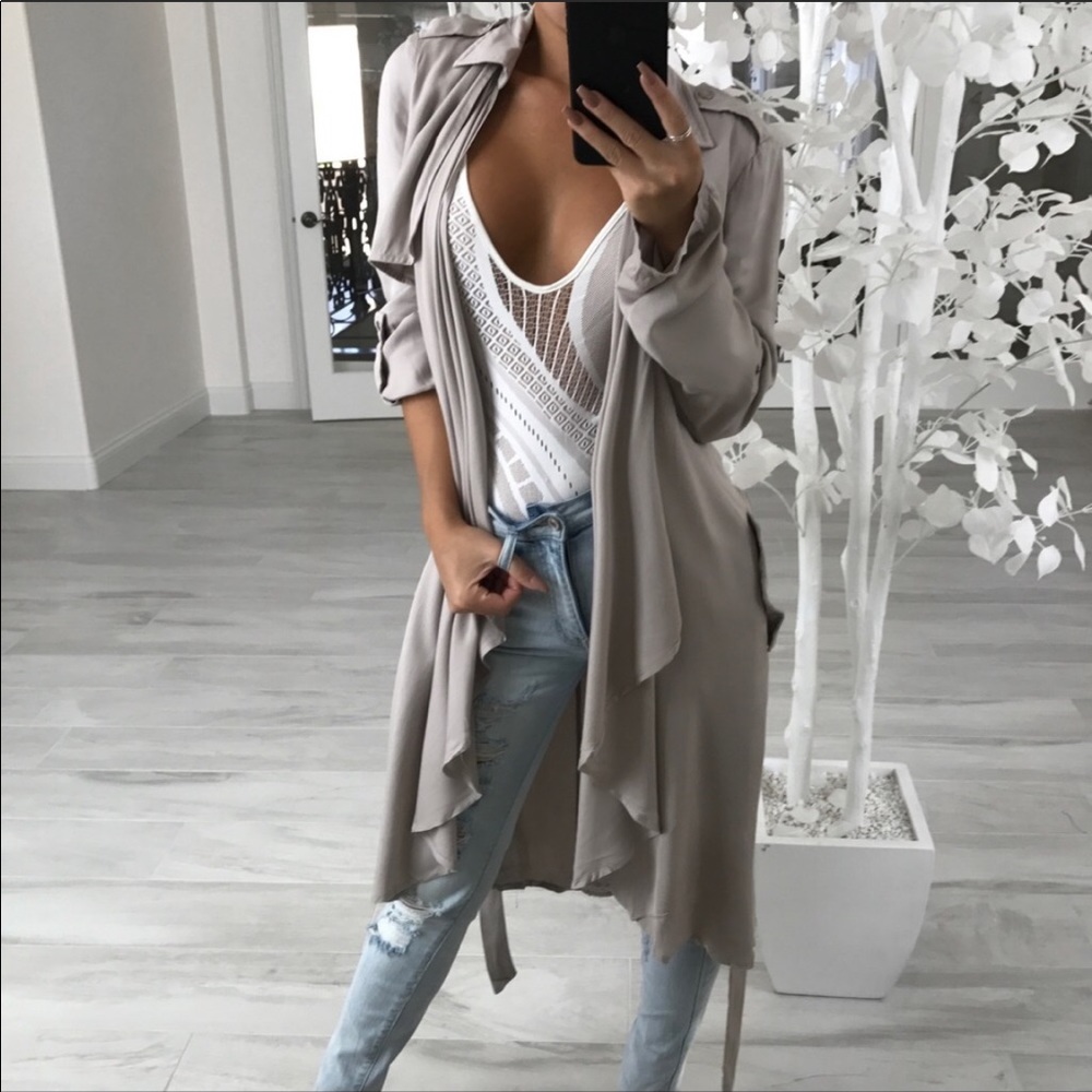 ANESSA Clouded Grey Trench